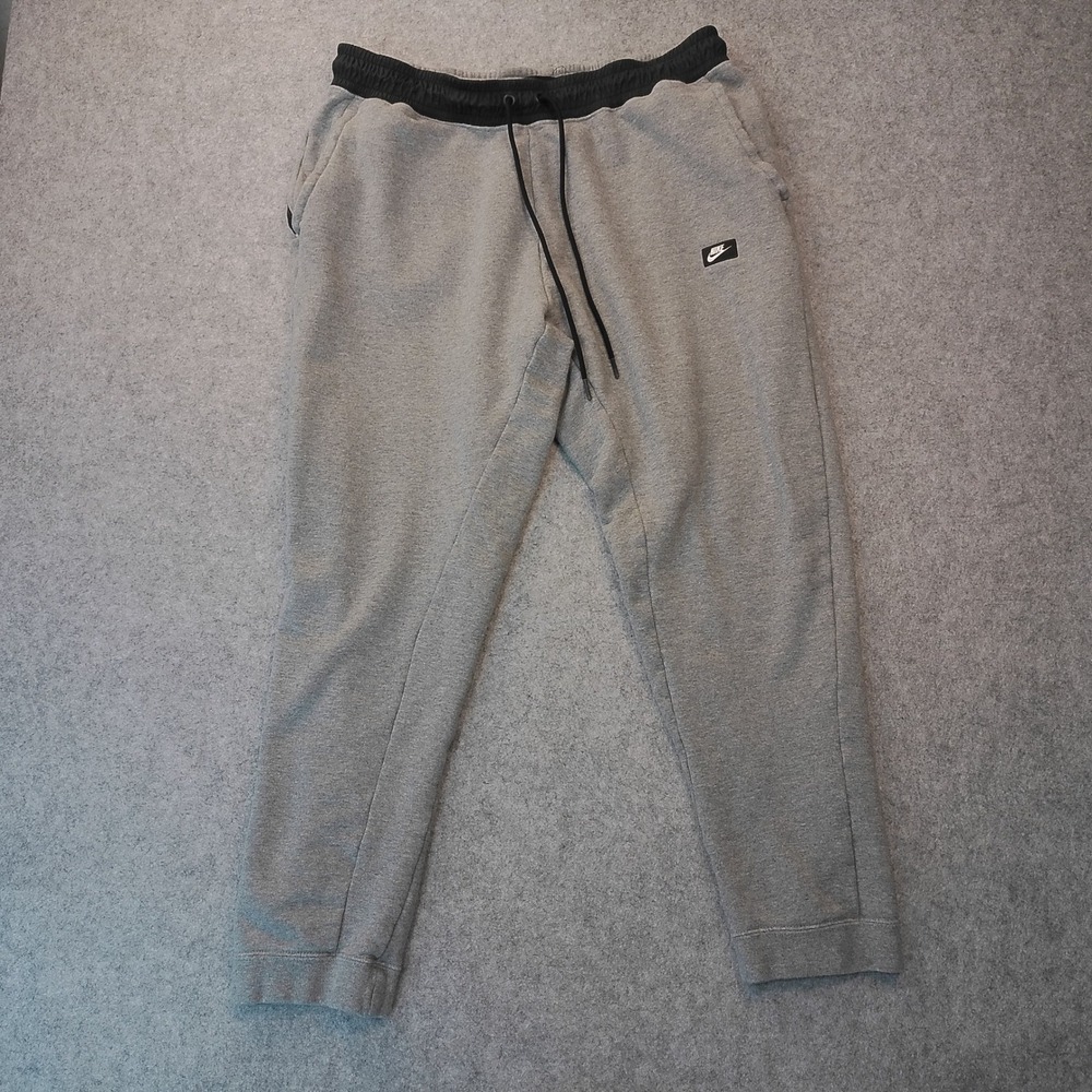 Nike Mens XL Gray Joggers Tapered Sweatpants Black Elastic Waist Zipper Pocket